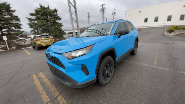 Used 2021 Toyota RAV4 LE AWD/4WD image 5