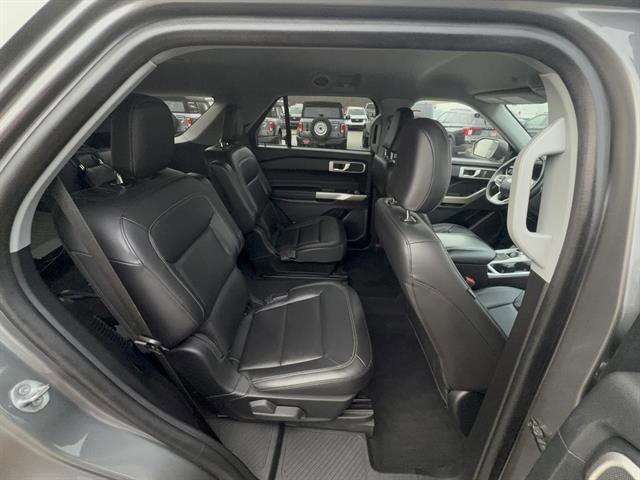 Certified 2023 Ford Explorer XLT w/ Equipment Group 202A AWD/4WD image 27