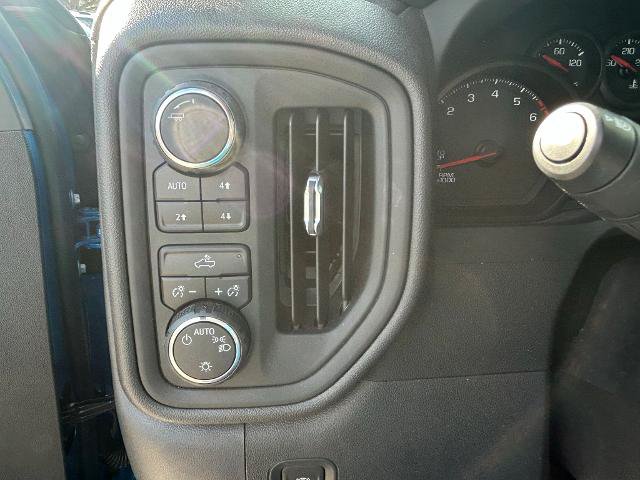 Used 2024 Chevrolet Silverado 1500 Custom Trail Boss AWD/4WD image 19
