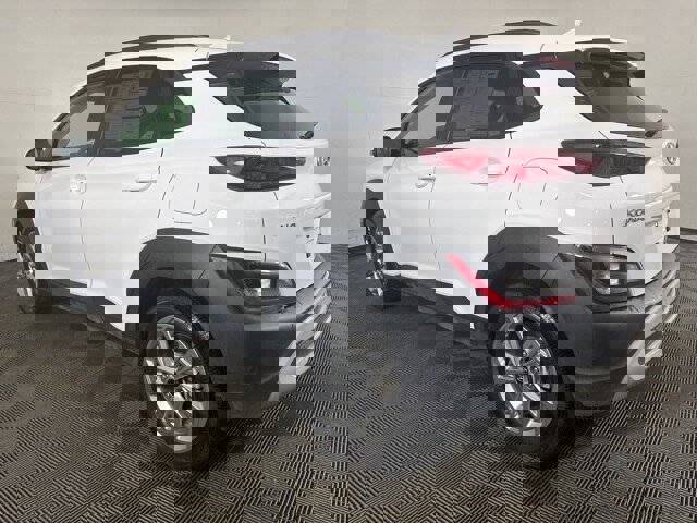 Used 2023 Hyundai Kona SEL w/ Cargo Package image 3