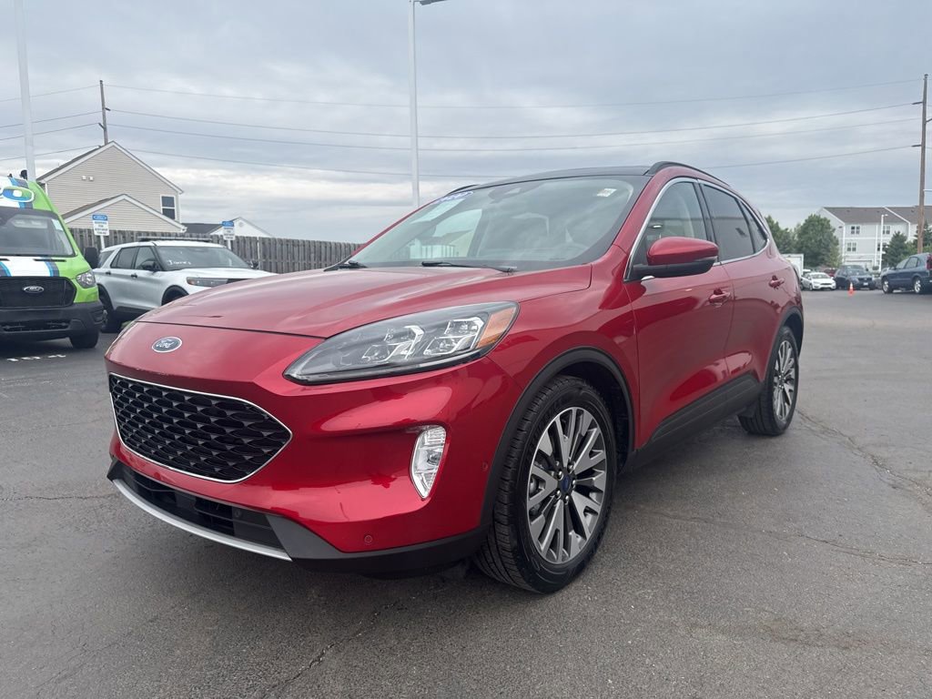 Certified 2020 Ford Escape Titanium w/ Titanium Premium Package 2.0 FWD image 8