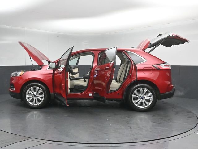 Certified 2022 Ford Edge Titanium w/ Class II Trailer Tow Package image 59