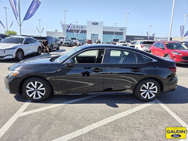 Used 2025 Honda Civic LX image 4