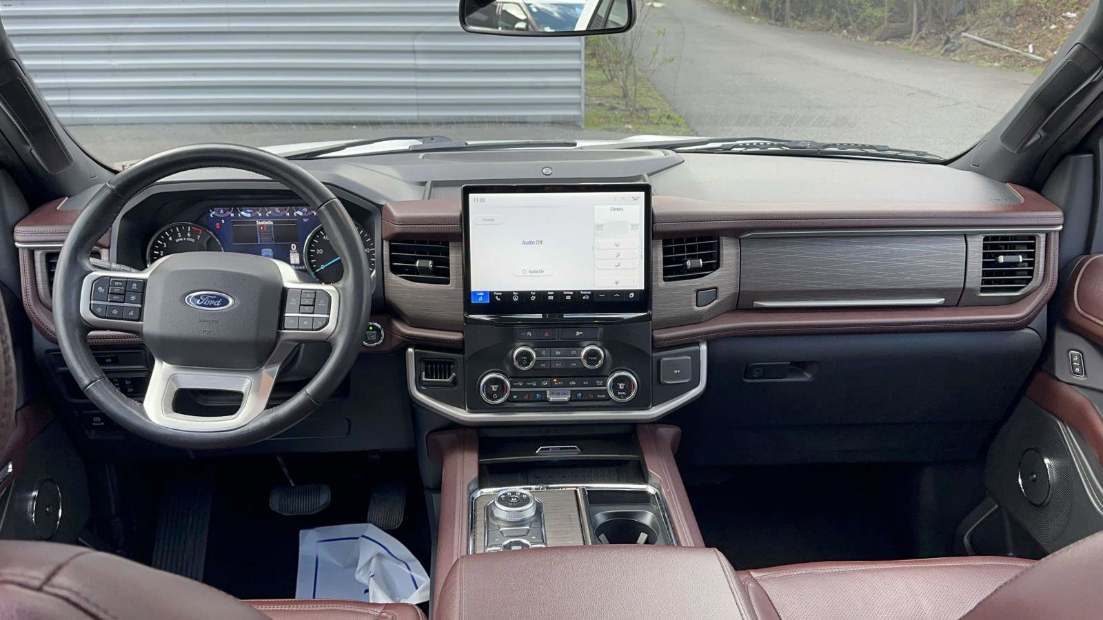 Certified 2024 Ford Expedition Max Limited AWD/4WD image 13