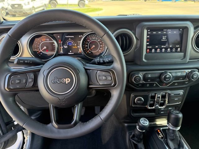 Used 2023 Jeep Wrangler Sport S image 12