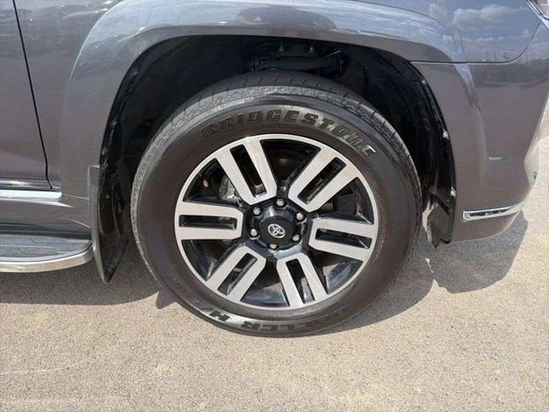 Used 2023 Toyota 4Runner Limited AWD/4WD image 6