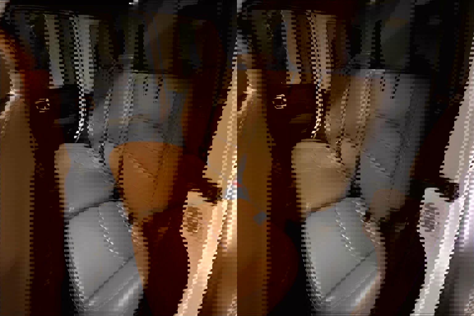 Used 2023 Jeep Wrangler Sahara w/ Cold Weather Group image 19