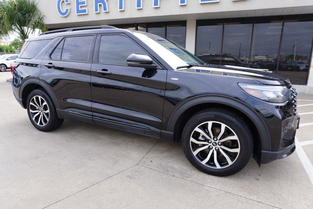 Certified 2025 Ford Explorer ST-Line