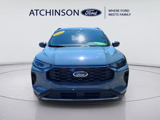 Certified 2025 Ford Escape ST-Line w/ Cold Weather Package AWD/4WD image 2