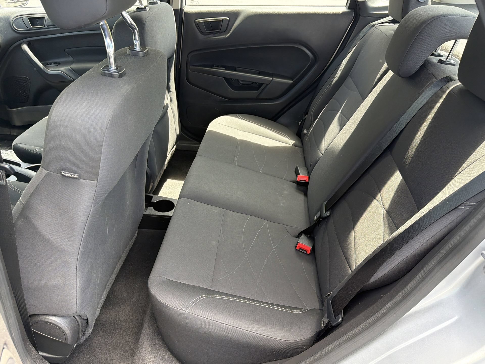 Certified 2018 Ford Fiesta SE FWD image 17