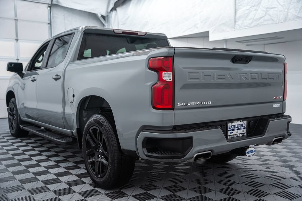Used 2024 Chevrolet Silverado 1500 RST w/ Z71 Off-Road Package AWD/4WD image 7