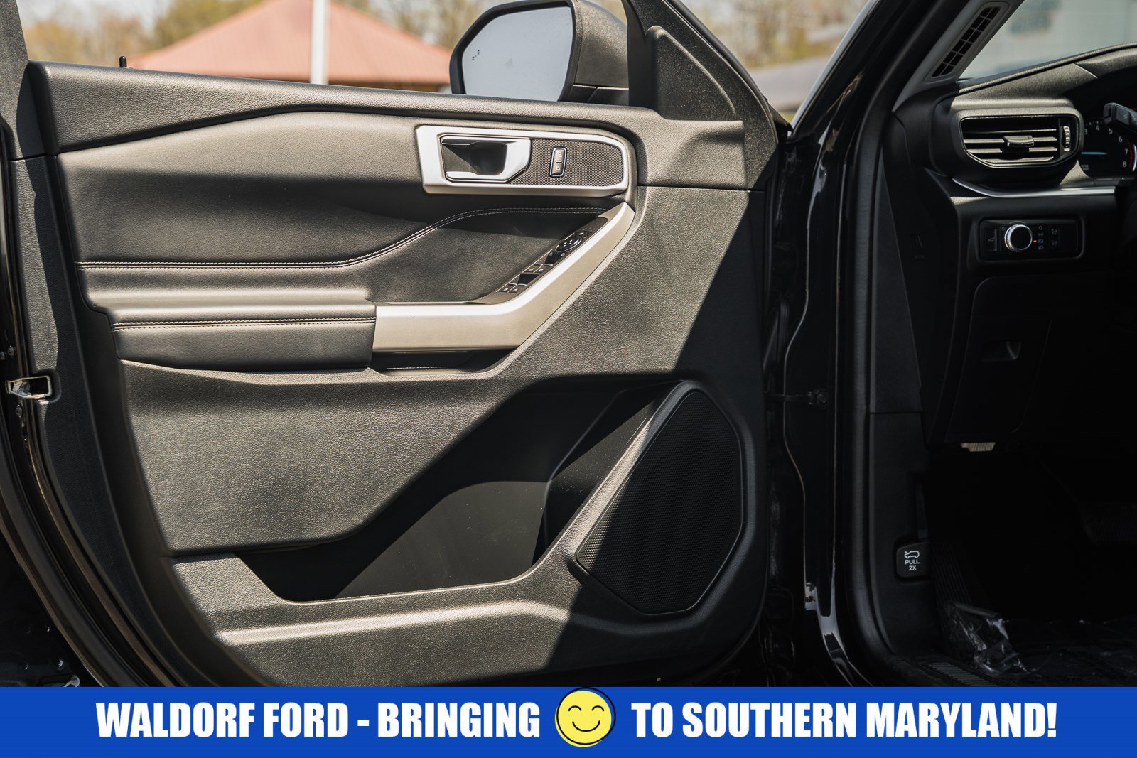 Certified 2022 Ford Explorer XLT AWD/4WD image 40
