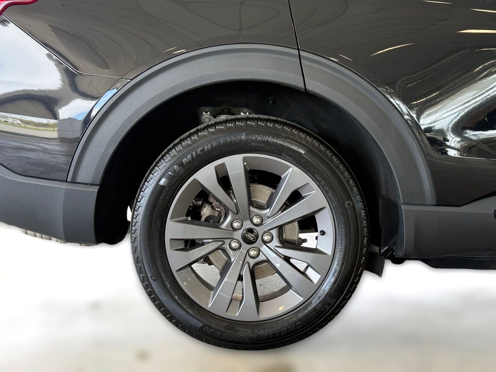 Certified 2022 Ford Explorer XLT w/ Equipment Group 202A image 12