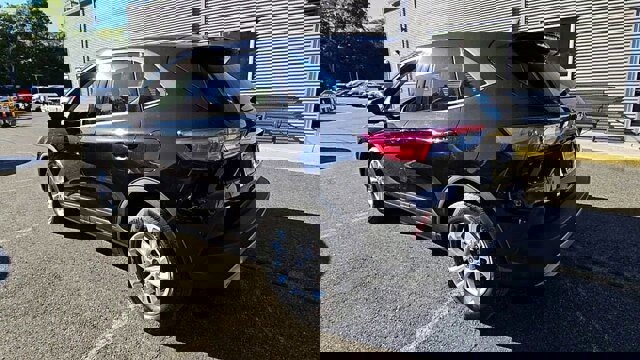 Certified 2022 Ford Escape SE image 5