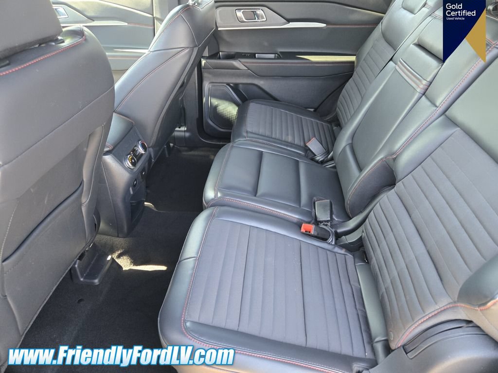 Certified 2025 Ford Explorer ST-Line RWD image 7