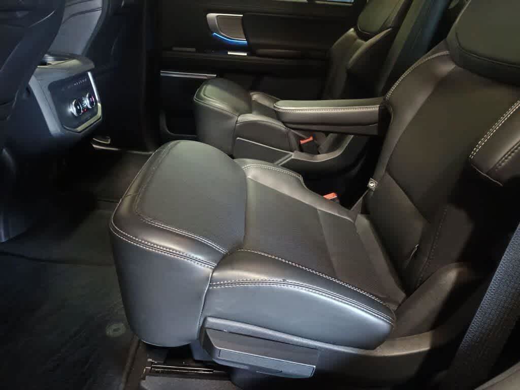 Certified 2025 Ford Expedition Platinum AWD/4WD image 34
