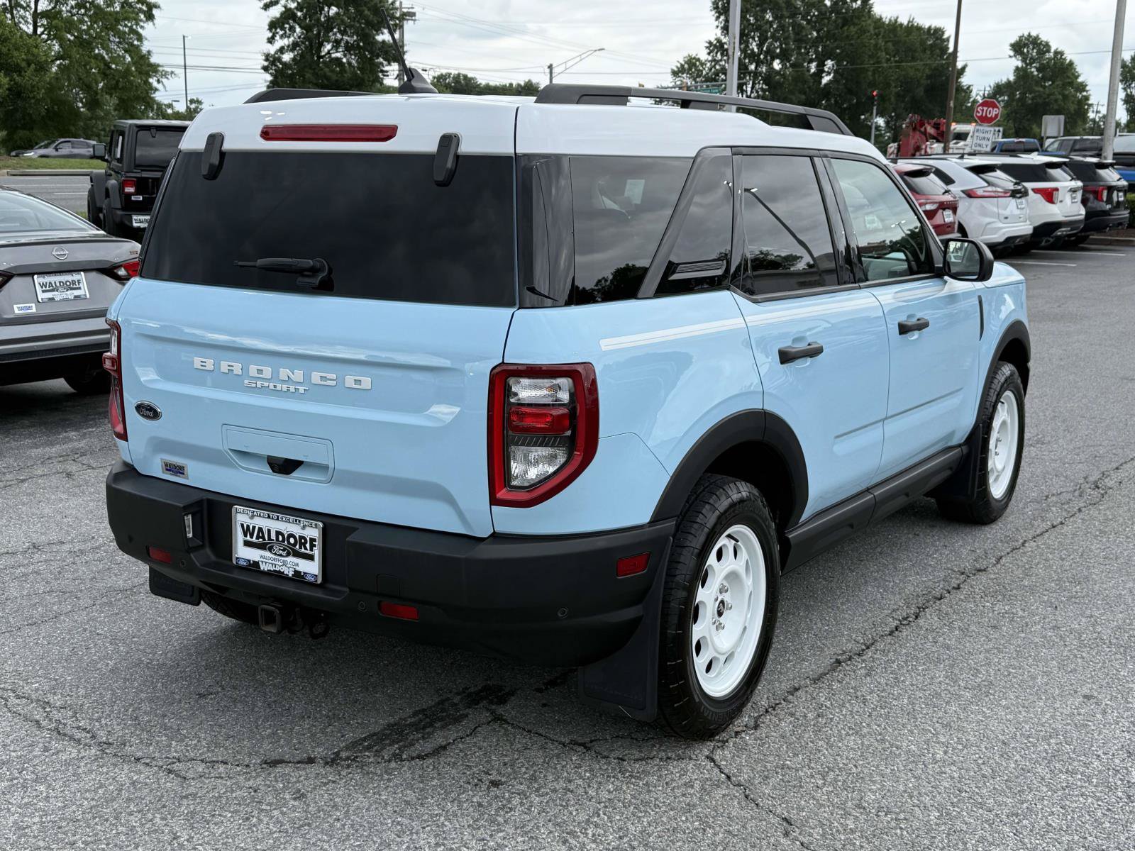 Certified 2024 Ford Bronco Sport Heritage w/ Heritage Convenience Package AWD/4WD image 2
