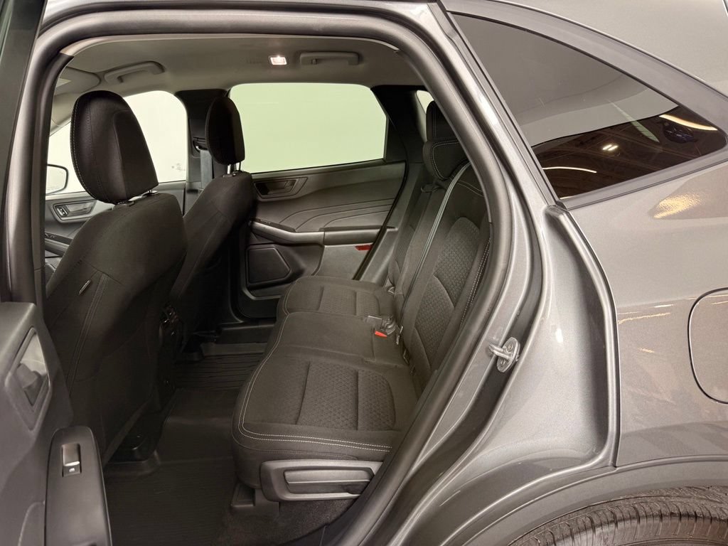 Certified 2025 Ford Escape Active AWD/4WD image 15