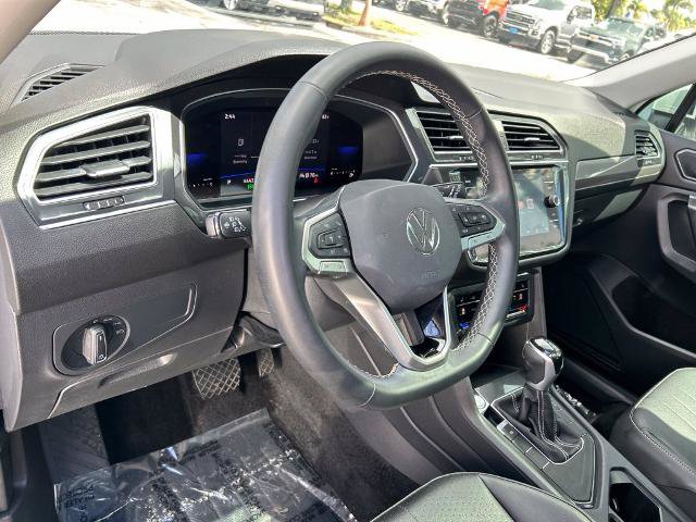 Used 2022 Volkswagen Tiguan SE FWD image 24