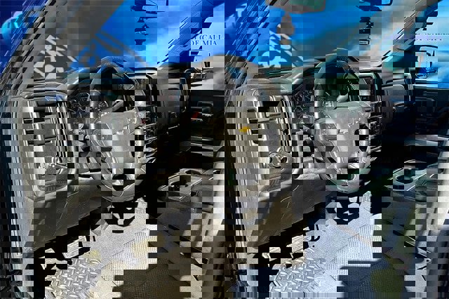 Used 2018 Chevrolet Silverado 1500 LT w/ All Star Edition image 12