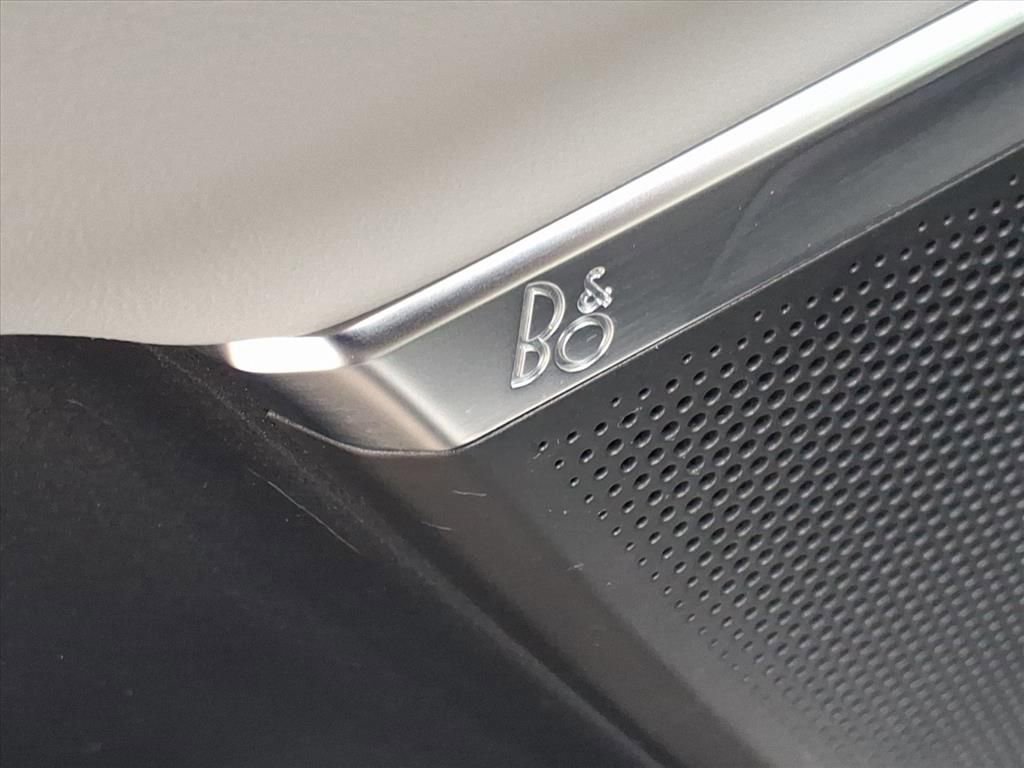 Certified 2025 Ford Expedition Platinum image 19