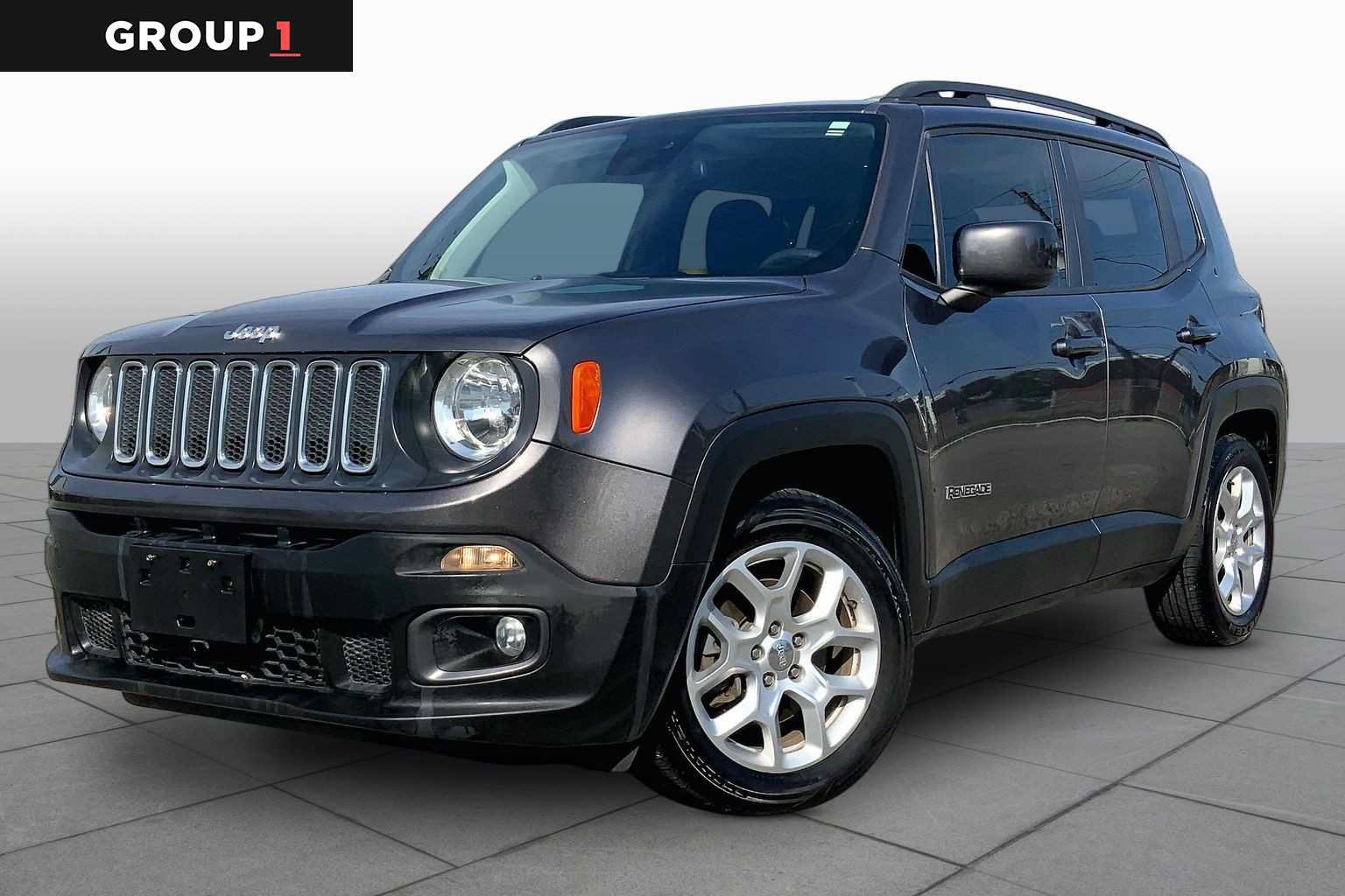 Used 2018 Jeep Renegade Latitude FWD image 1