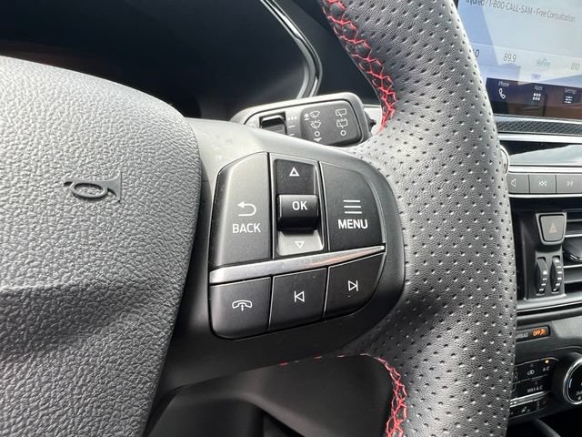 Certified 2023 Ford Escape ST-Line Select AWD/4WD image 10