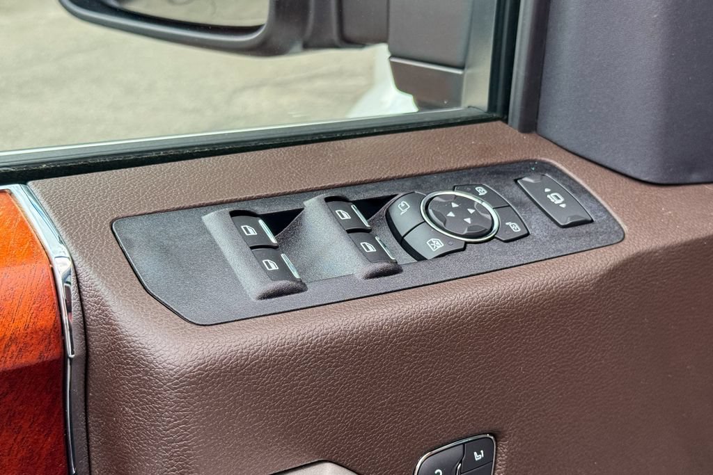 Certified 2022 Ford F450 King Ranch w/ King Ranch Ultimate Package AWD/4WD image 38
