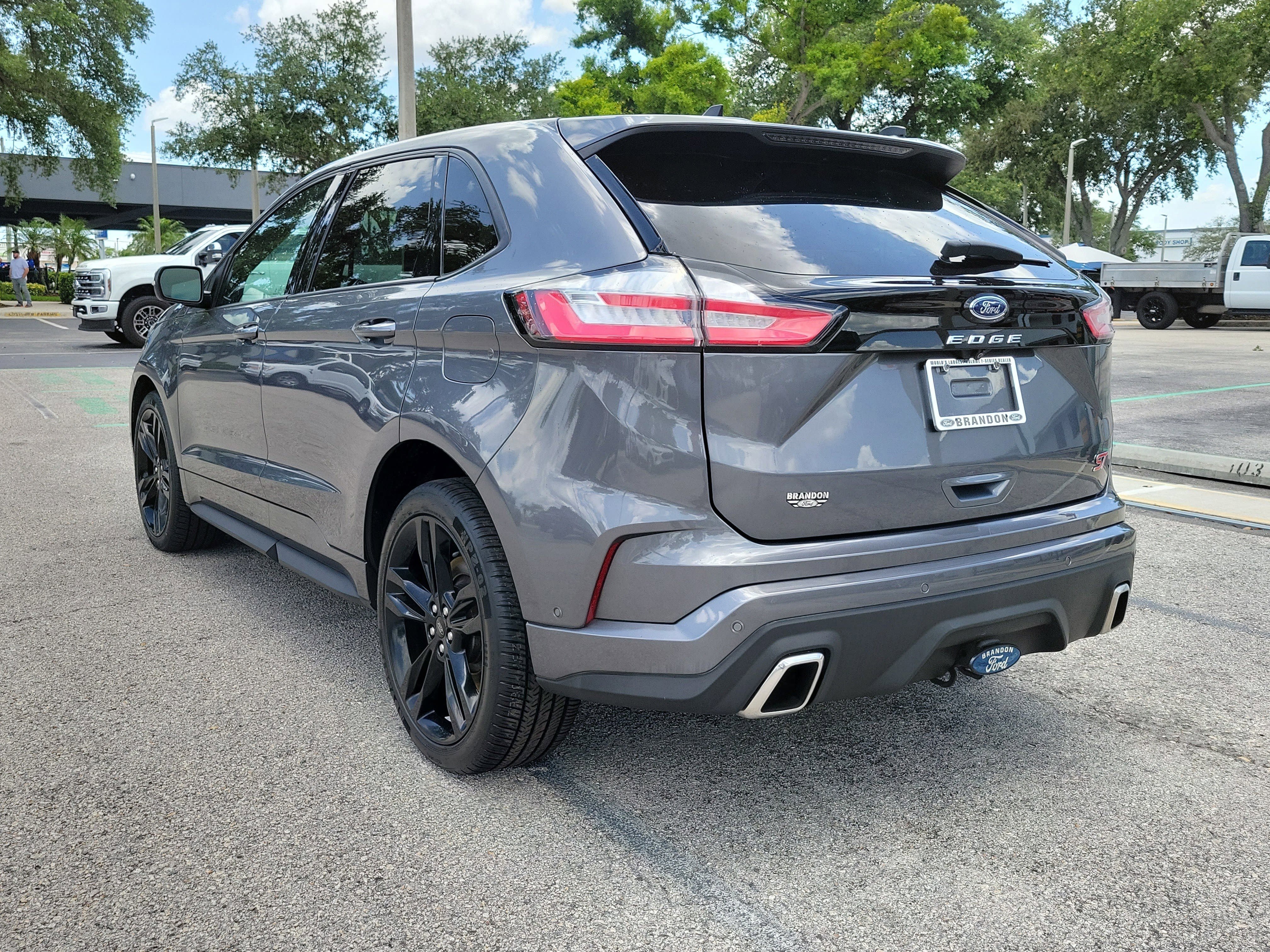 Certified 2022 Ford Edge ST w/ Equipment Group 401A AWD/4WD image 7