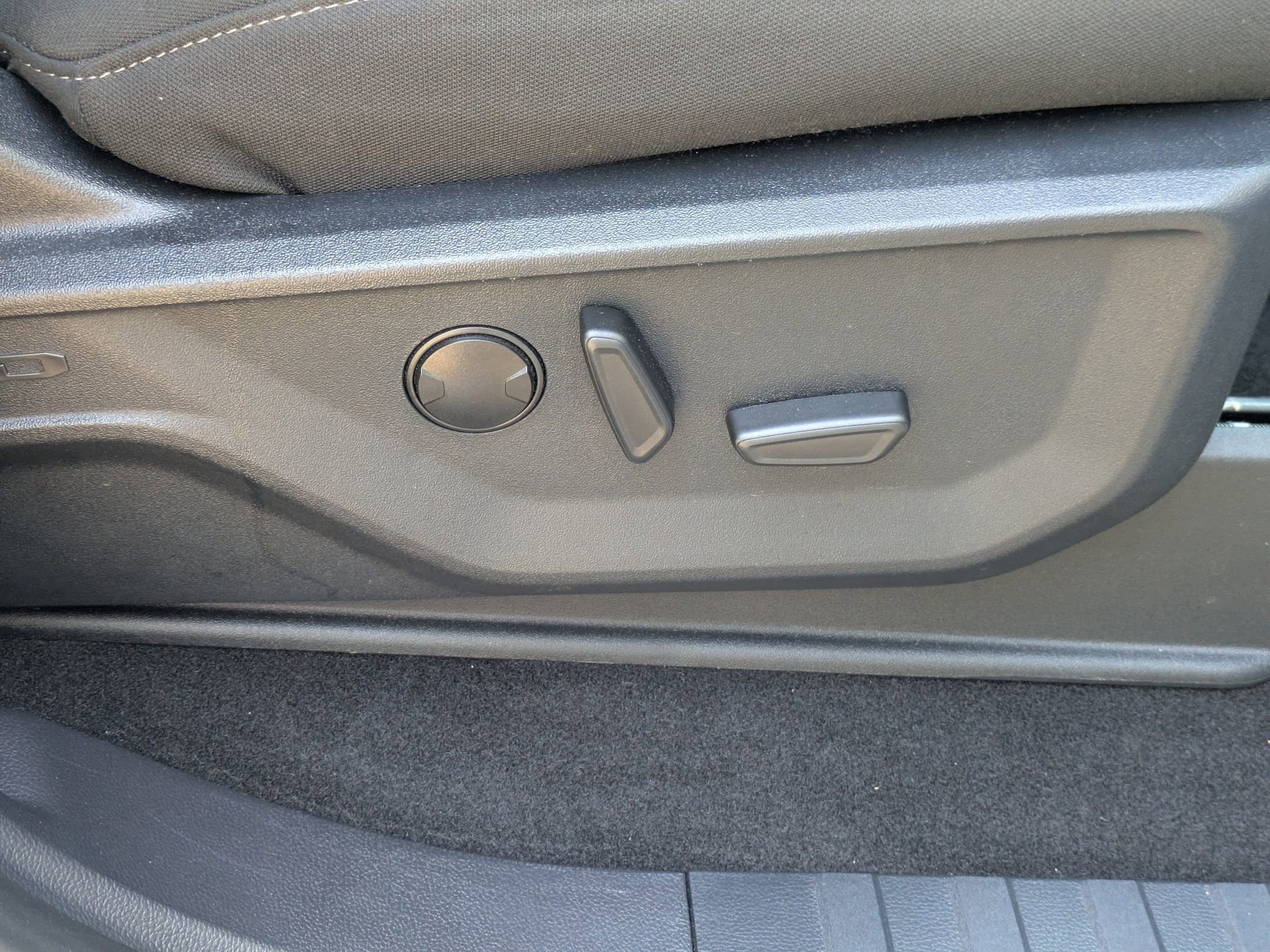 Certified 2024 Ford F150 XLT w/ Equipment Group 302A MID image 38