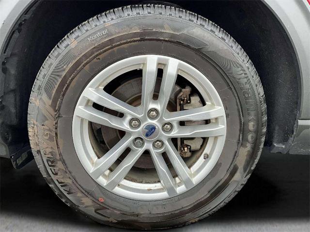 Certified 2022 Ford Explorer XLT w/ Class IV Trailer Tow Package image 25