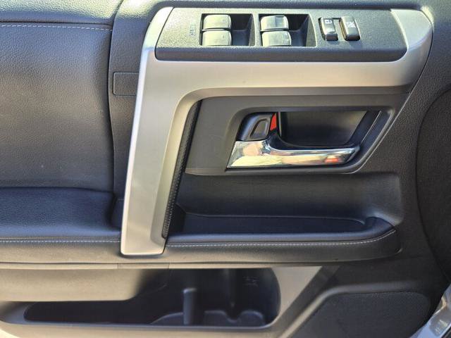 Used 2021 Toyota 4Runner SR5 Premium w/ Moonroof Package RWD image 32