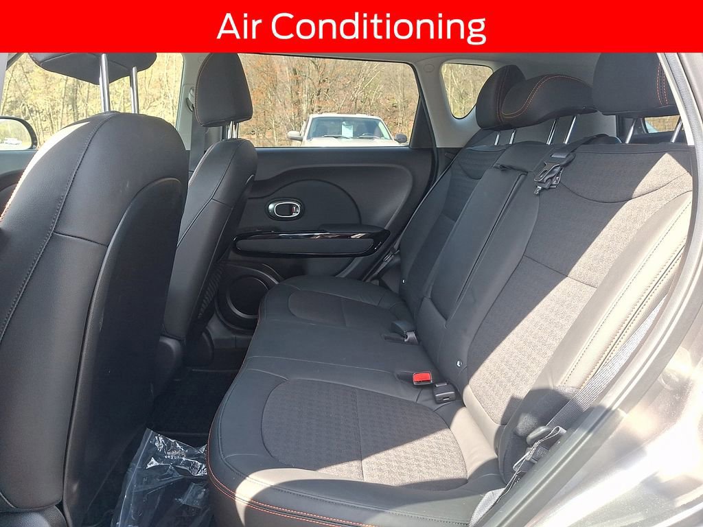 Used 2018 Kia Soul ! image 10
