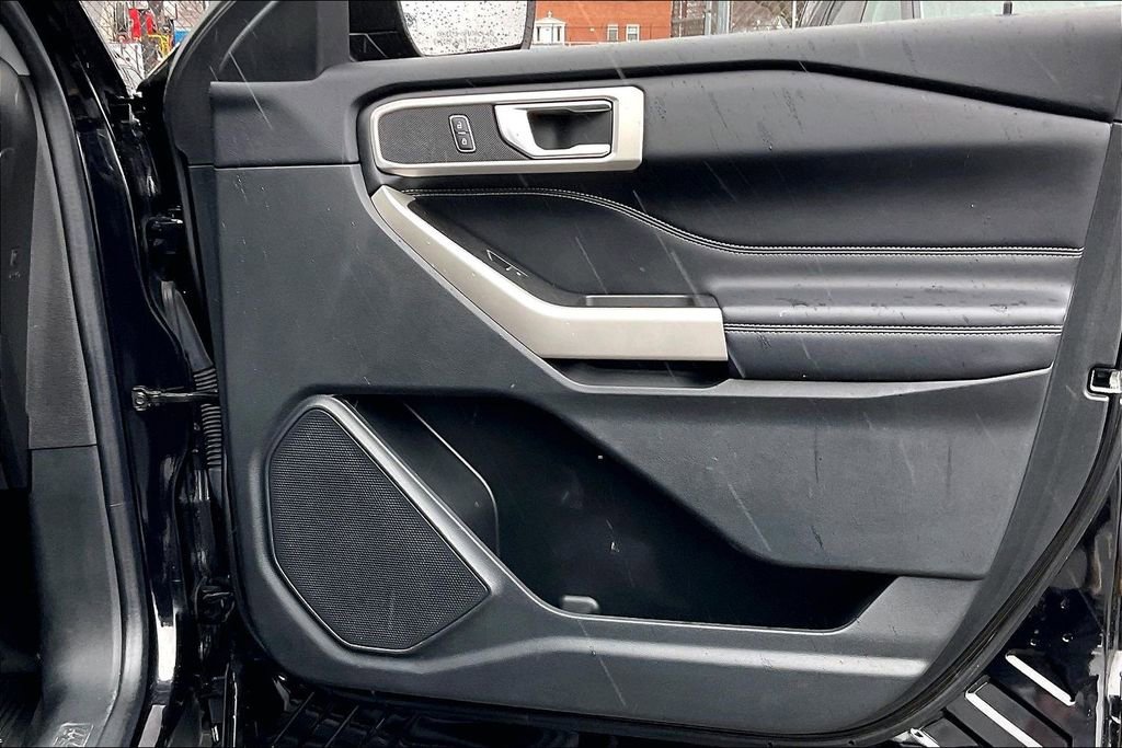 Certified 2022 Ford Explorer XLT w/ Equipment Group 202A image 21
