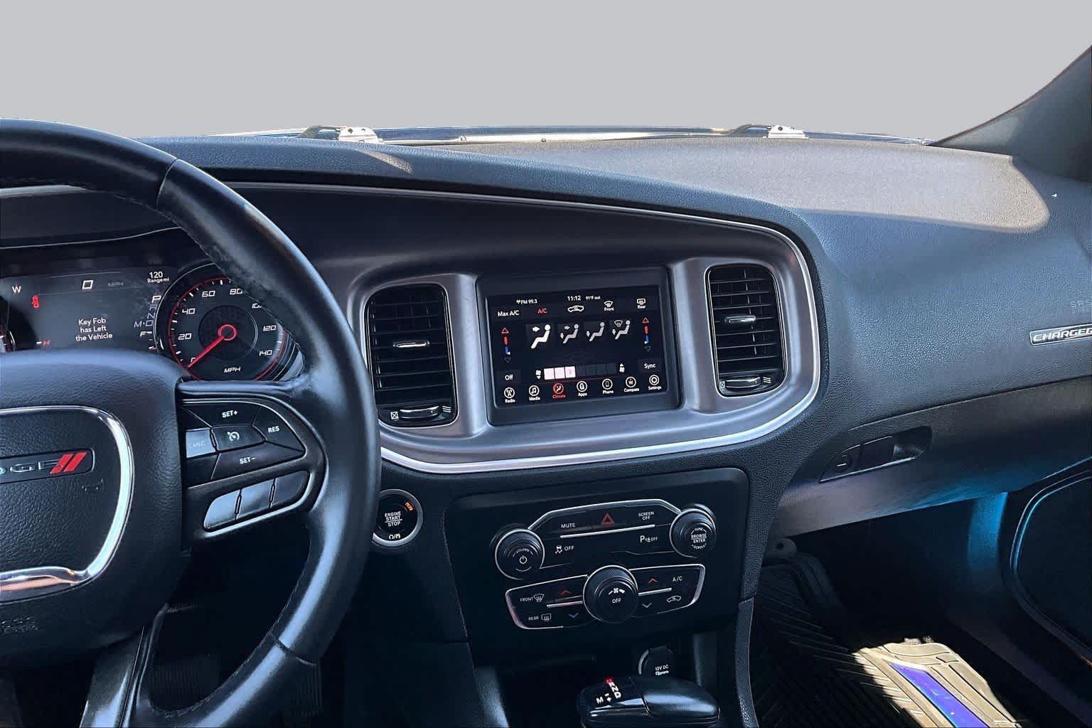 Used 2022 Dodge Charger SXT w/ Blacktop Package RWD image 7