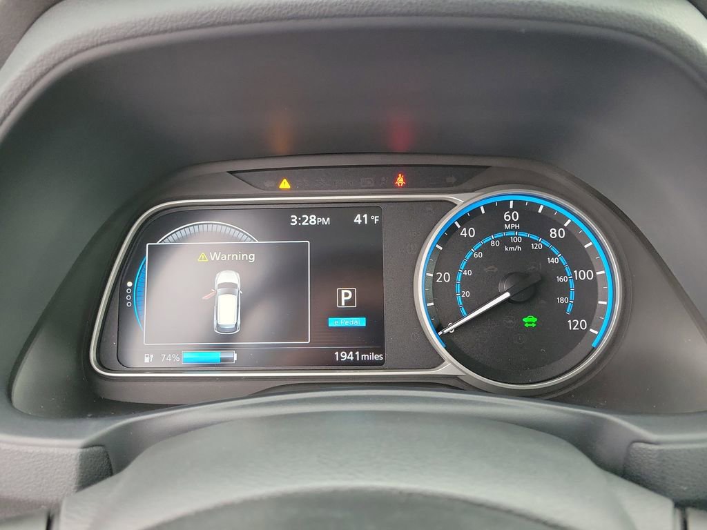 Used 2025 Nissan Leaf SV Plus image 25