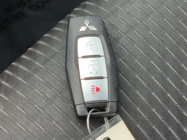 Used 2022 Mitsubishi Outlander ES FWD image 27