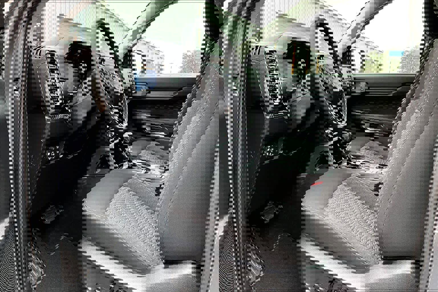 Certified 2025 Ford Ranger XLT w/ Equipment Group 301A High image 17