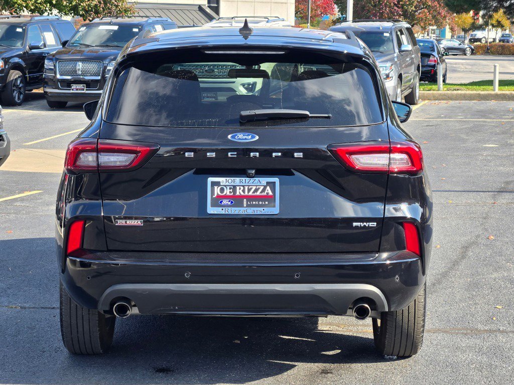 Certified 2023 Ford Escape ST-Line w/ Tech Pack #1 image 10