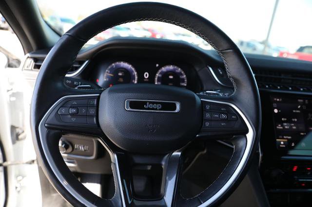 Used 2022 Jeep Grand Cherokee Altitude AWD/4WD image 36