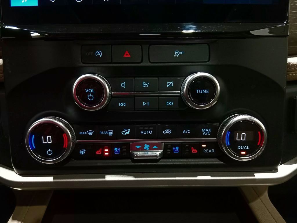 Certified 2024 Ford Expedition Max Limited image 24