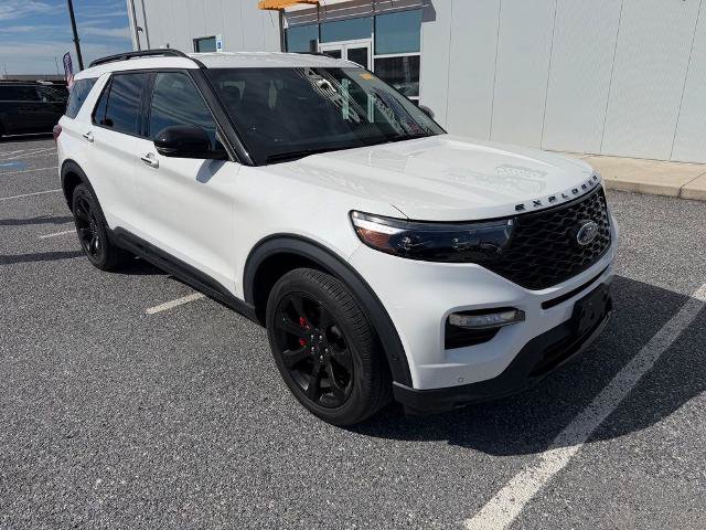 Certified 2023 Ford Explorer ST w/ Equipment Group 401A AWD/4WD image 2