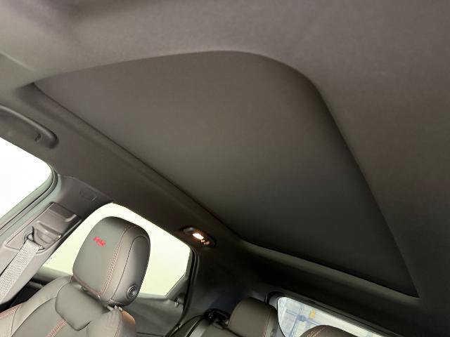 Used 2026 Chevrolet TrailBlazer RS w/ Convenience Package FWD image 21