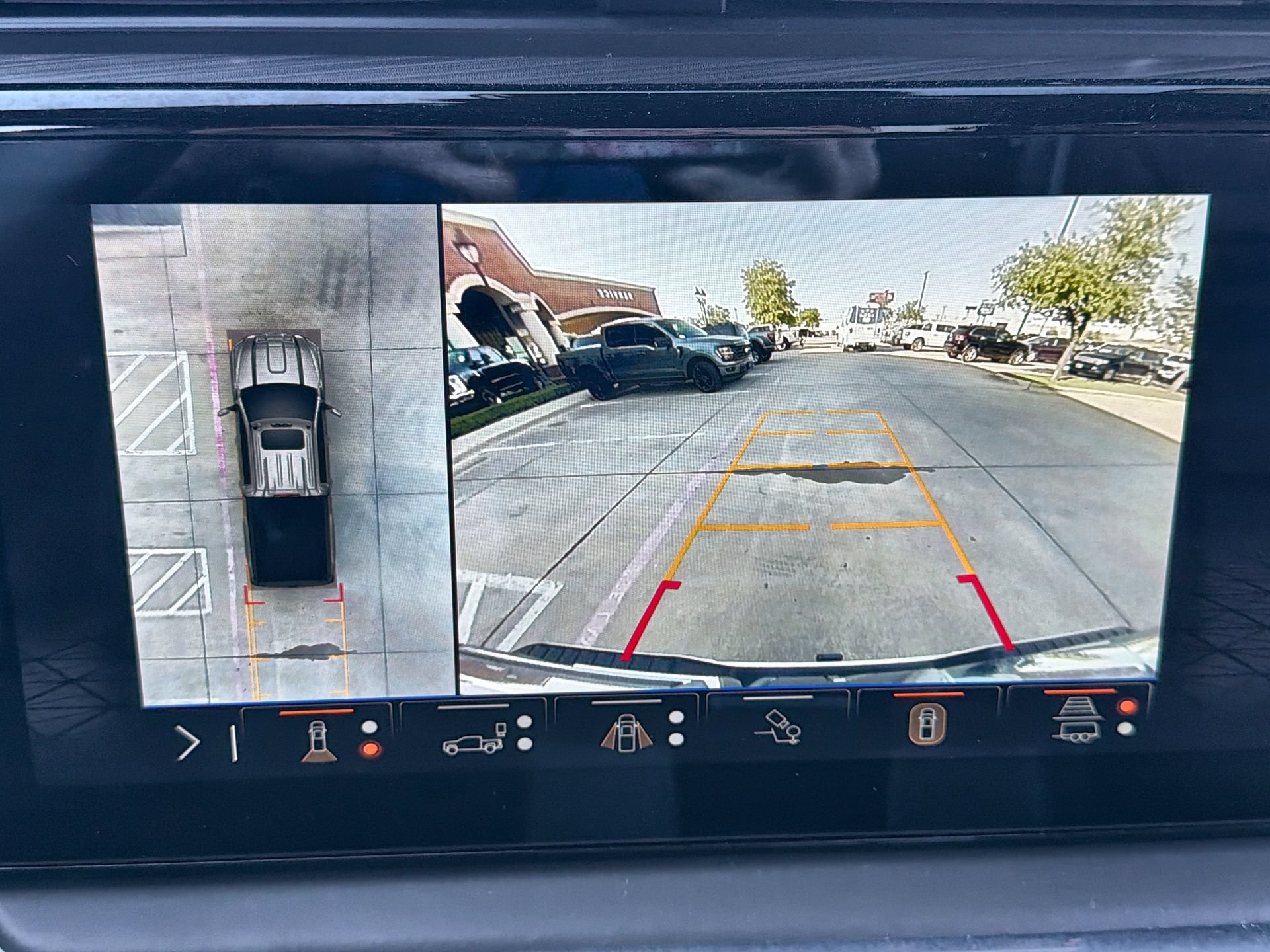 Used 2024 GMC Sierra 2500 Denali Ultimate AWD/4WD image 17