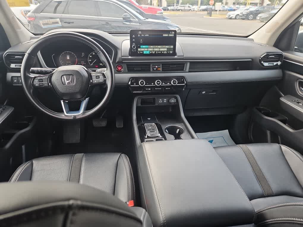Used 2024 Honda Pilot EX-L image 11