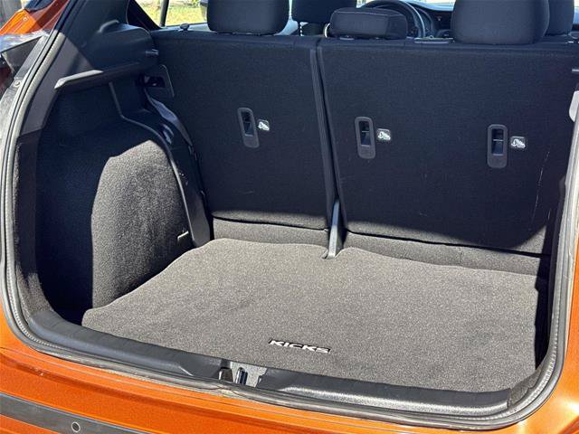 Used 2024 Nissan Kicks SV FWD image 12