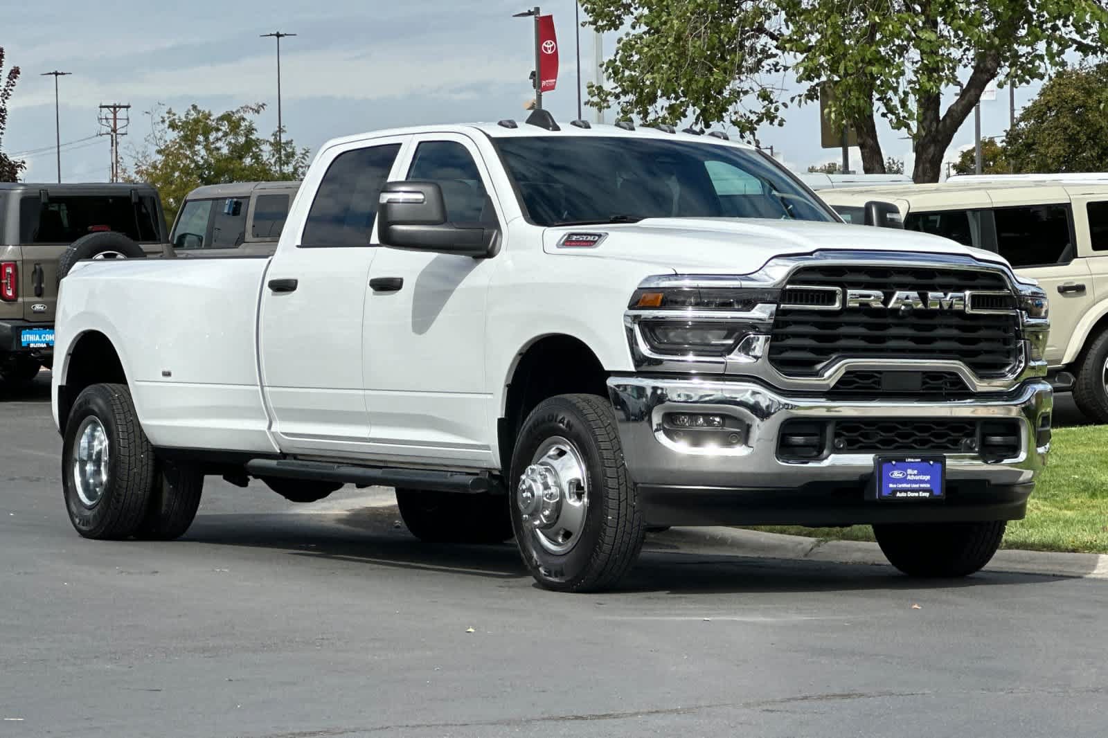 Used 2026 RAM 3500 Tradesman AWD/4WD image 9