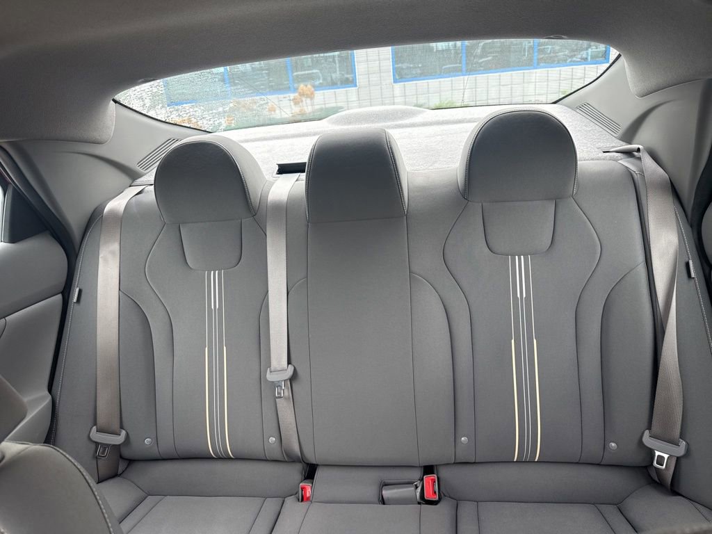 Used 2025 Hyundai Elantra Sport image 9