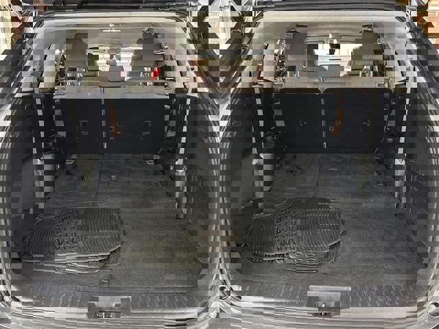 Used 2022 Toyota Highlander LE image 14