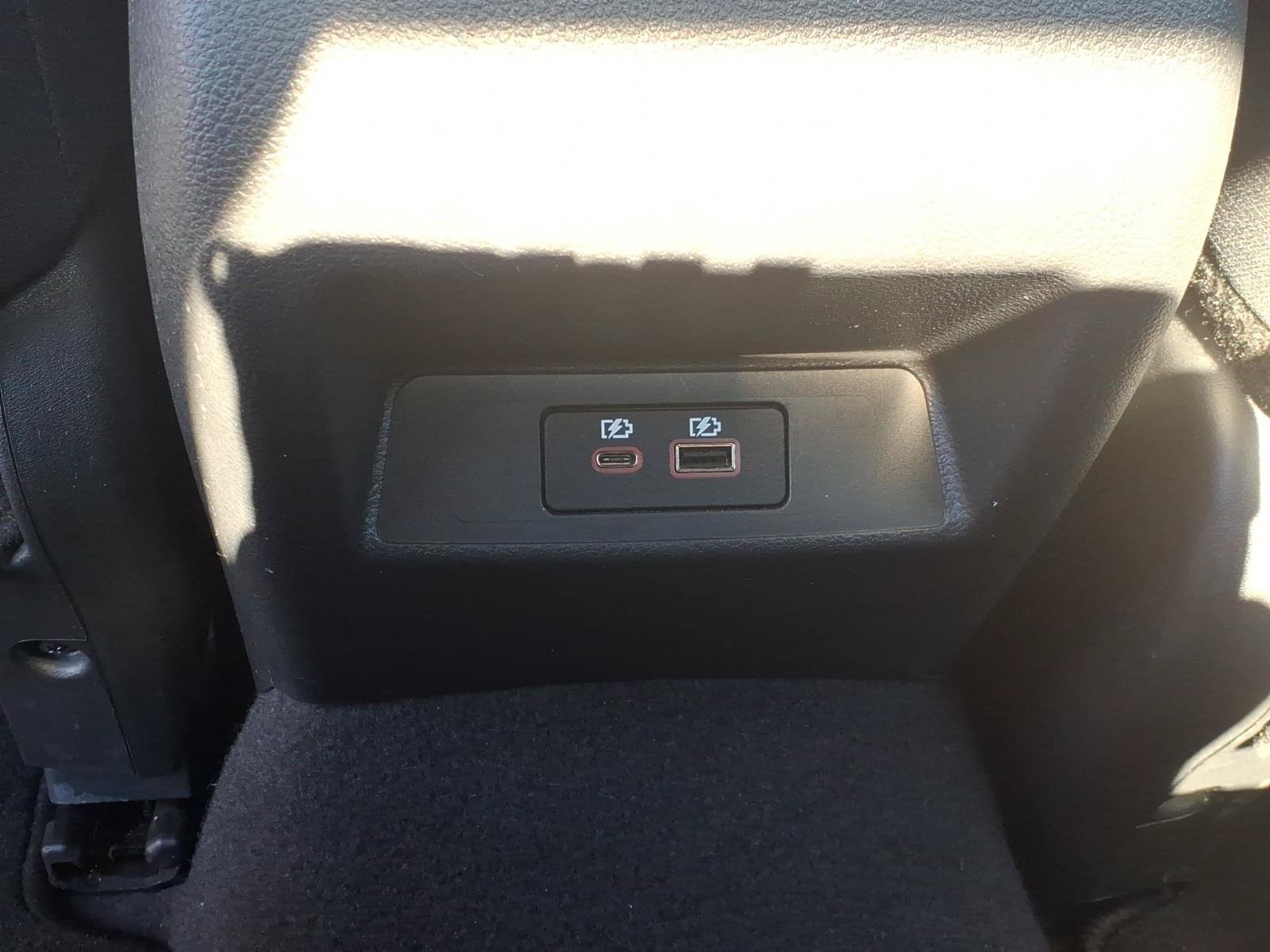Used 2025 Nissan Altima 2.5 SV FWD image 17